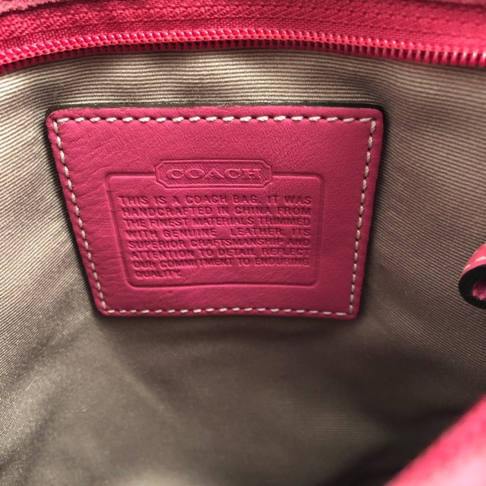 Coach signature C logo classic swing pack crossbody hot pink - Picture 5 of 7